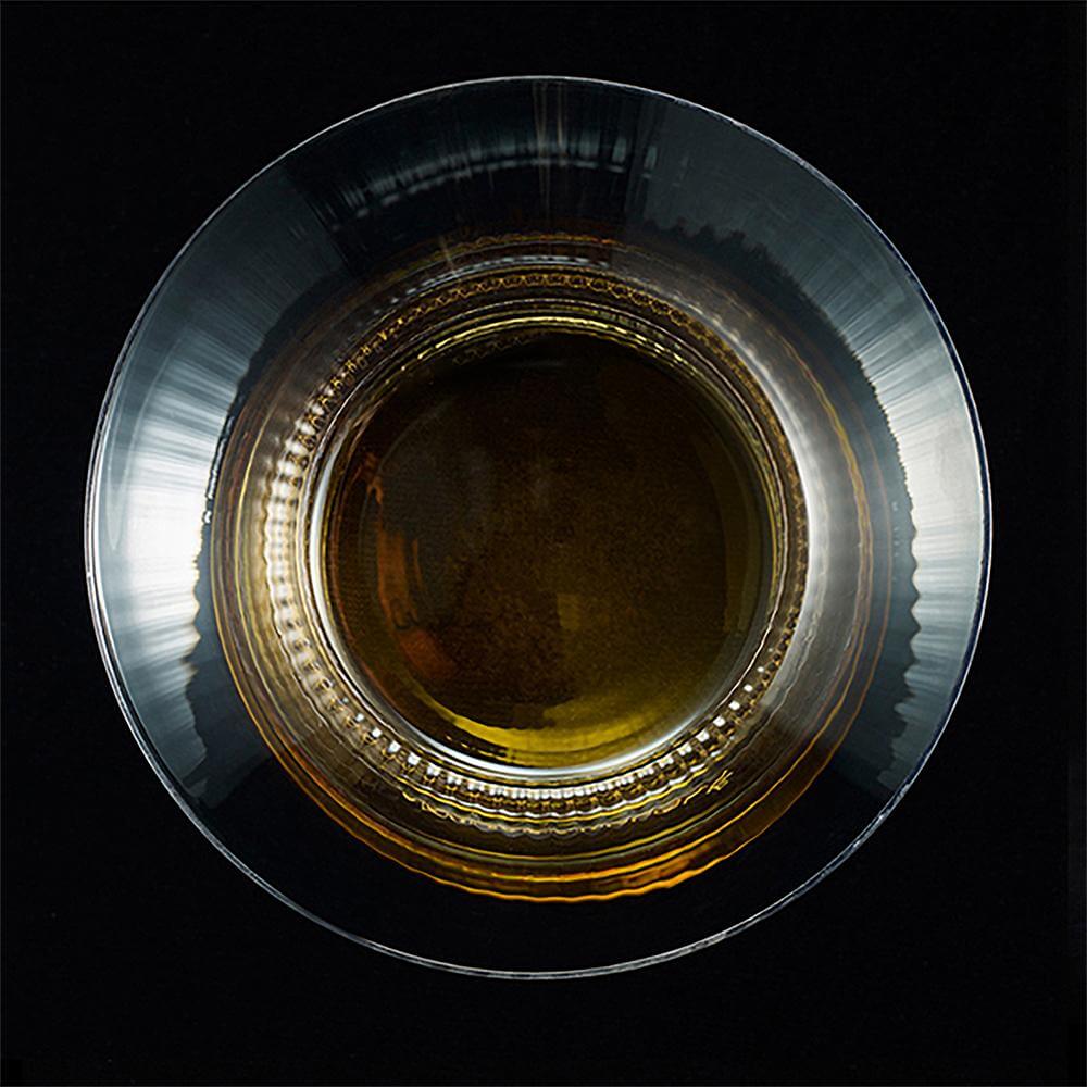 whiskira_neat_glass_spinning_premium_craftmanship_japanese_whisky_whiskey_premium